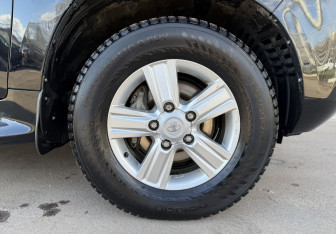 Подержанный автомобиль Toyota Land Cruiser Suv 2020 года (25 фото)