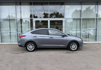 Подержанный автомобиль Hyundai Solaris Sedan 2020 года (4 фото)