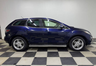 Подержанный автомобиль Mazda CX-7 2011 года (4 фото)