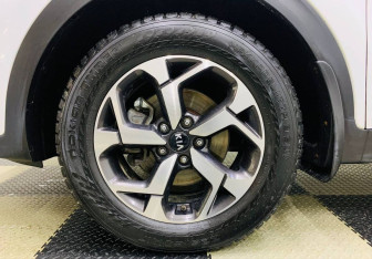 Подержанный автомобиль Kia Sportage 2019 года (12 фото)