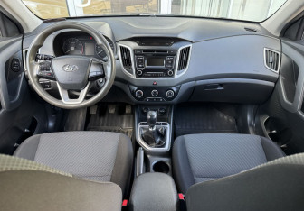 Подержанный автомобиль Hyundai Creta 2018 года (9 фото)