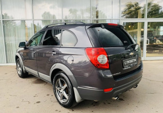 Подержанный автомобиль Chevrolet Captiva 2013 года (7 фото)