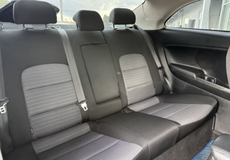 Подержанный автомобиль Kia Cerato Coupe 2013 года (11 фото)