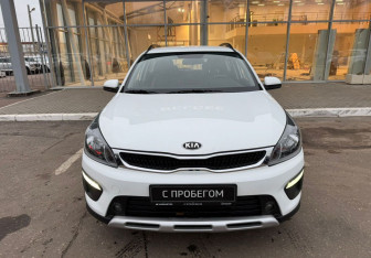 Подержанный автомобиль Kia Rio Hatchback 2019 года (2 фото)