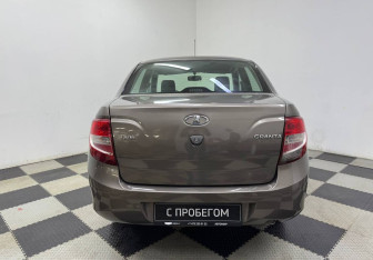 Подержанный автомобиль LADA (ВАЗ) Granta Sedan 2018 года (6 фото)