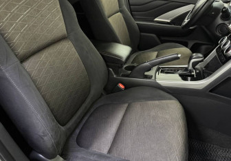 Подержанный автомобиль Mitsubishi Xpander 2022 года (9 фото)