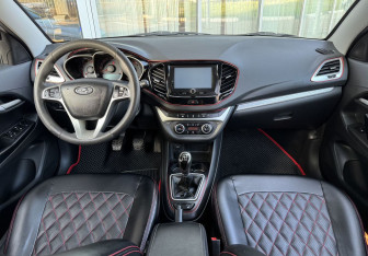 Подержанный автомобиль LADA (ВАЗ) Vesta Wagon 2019 года (9 фото)