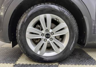 Подержанный автомобиль Kia Sportage 2017 года (12 фото)