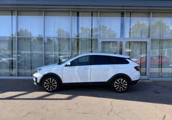 Подержанный автомобиль LADA (ВАЗ) Vesta Wagon 2024 года (8 фото)