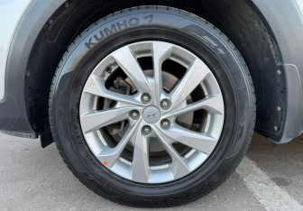Подержанный автомобиль Hyundai Tucson 2020 года (12 фото)