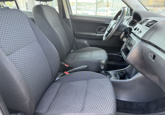 Подержанный автомобиль Skoda Fabia Hatchback 2013 года (10 фото)