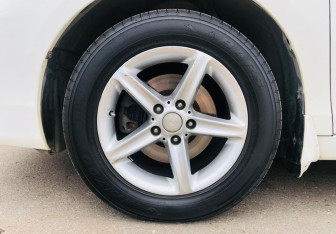 Подержанный автомобиль Toyota Camry Sedan 2011 года (12 фото)