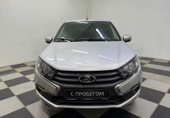 Подержанный автомобиль LADA (ВАЗ) Granta Liftback 2023 года (2 фото)