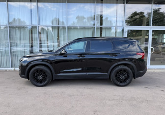 Подержанный автомобиль Hyundai Santa Fe 2023 года (8 фото)