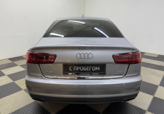 Подержанный автомобиль Audi A6 Sedan 2015 года (6 фото)