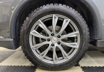 Подержанный автомобиль Mitsubishi Outlander 2018 года (12 фото)