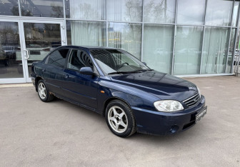 Подержанный автомобиль Kia Spectra Sedan 2007 года (3 фото)