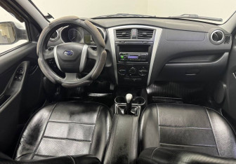 Подержанный автомобиль Datsun on-DO 2014 года (10 фото)