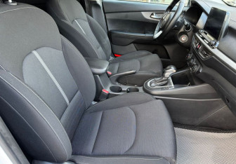 Подержанный автомобиль Kia Cerato Sedan 2021 года (9 фото)
