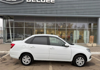 Подержанный автомобиль LADA (ВАЗ) Granta Sedan 2022 года (4 фото)