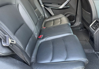 Подержанный автомобиль Geely Atlas Pro 2022 года (11 фото)