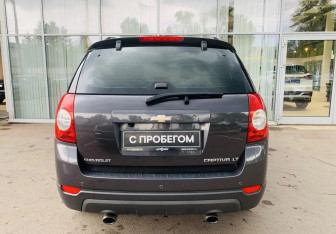 Подержанный автомобиль Chevrolet Captiva 2013 года (6 фото)