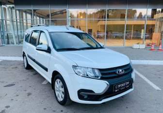 Подержанный автомобиль LADA (ВАЗ) Largus Wagon 2021 года (3 фото)