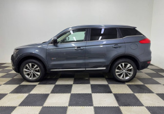 Подержанный автомобиль Geely Atlas 2019 года (8 фото)