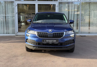 Подержанный автомобиль Skoda Karoq 2020 года (2 фото)