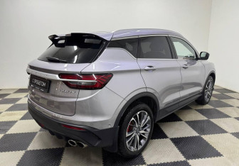 Подержанный автомобиль Geely Coolray 2024 года (5 фото)
