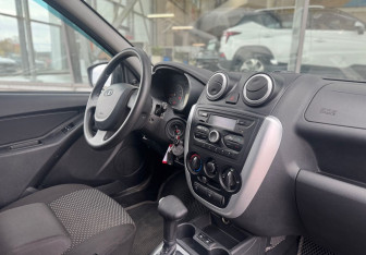 Подержанный автомобиль LADA (ВАЗ) Granta Sedan 2016 года (10 фото)