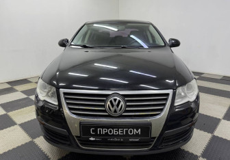 Подержанный автомобиль Volkswagen Passat Sedan 2008 года (2 фото)