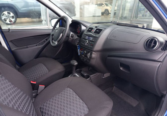 Подержанный автомобиль LADA (ВАЗ) Granta Hatchback 2021 года (10 фото)