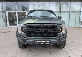 Подержанный автомобиль Ford F-150 2020 года (2 фото)