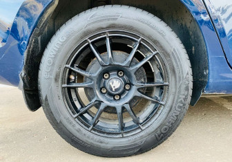 Подержанный автомобиль Skoda Rapid Liftback 2016 года (12 фото)