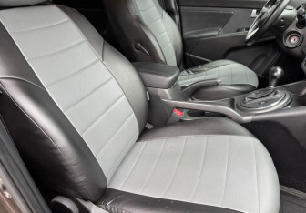 Подержанный автомобиль Kia Sportage 2012 года (9 фото)