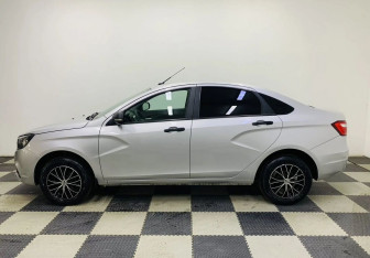 Подержанный автомобиль LADA (ВАЗ) Vesta Sedan 2019 года (8 фото)