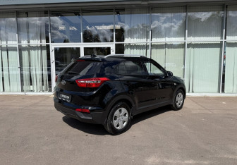 Подержанный автомобиль Hyundai Creta 2020 года (5 фото)