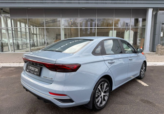 Подержанный автомобиль Geely Emgrand 2024 года (5 фото)