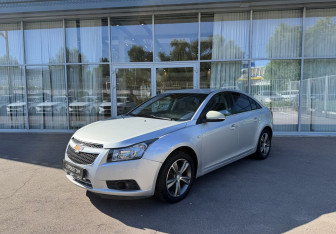Подержанный автомобиль Chevrolet Cruze Sedan 2010 года (1 фото)