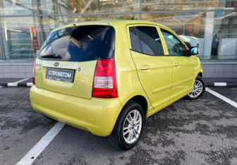 Подержанный автомобиль Kia Picanto 2007 года (5 фото)