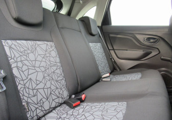 Подержанный автомобиль LADA (ВАЗ) XRAY 2016 года (10 фото)