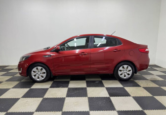 Подержанный автомобиль Kia Rio Sedan 2014 года (8 фото)