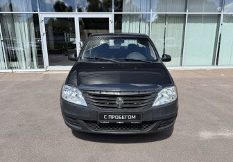 Подержанный автомобиль Renault Logan Sedan 2011 года (2 фото)