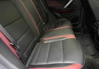 Подержанный автомобиль Geely Coolray 2021 года (11 фото)