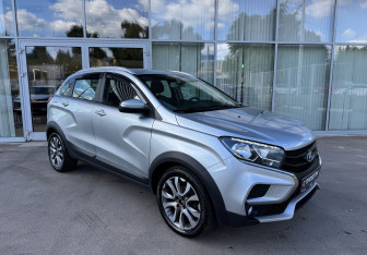 Подержанный автомобиль LADA (ВАЗ) XRAY 2021 года (3 фото)