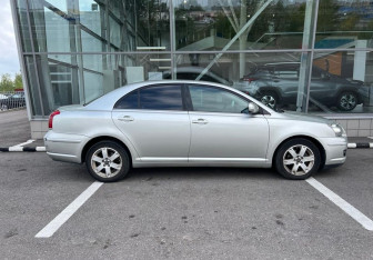 Подержанный автомобиль Toyota Avensis Sedan 2007 года (4 фото)