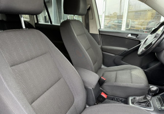 Подержанный автомобиль Volkswagen Tiguan 2013 года (10 фото)