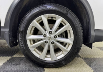 Подержанный автомобиль Nissan Qashqai 2019 года (12 фото)