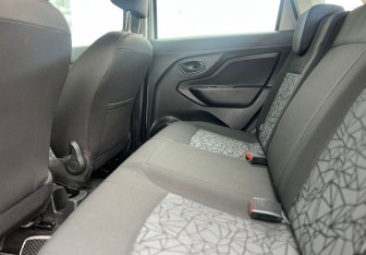 Подержанный автомобиль LADA (ВАЗ) XRAY 2017 года (11 фото)